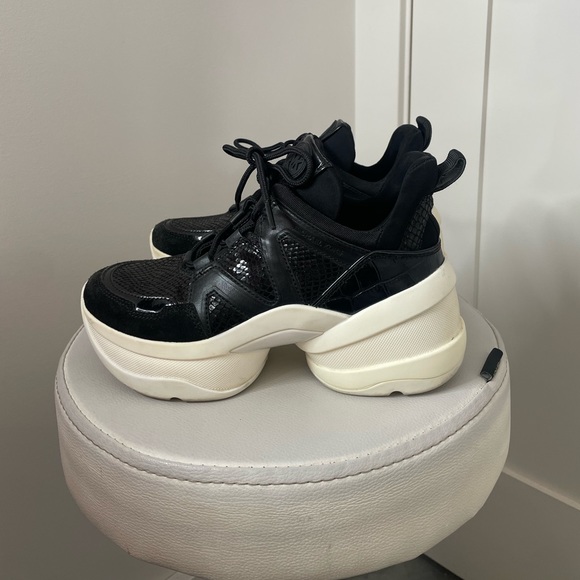 Micheal Kors Olympia Canvas And Suede Black Platform Trainers - Picture 2 of 3